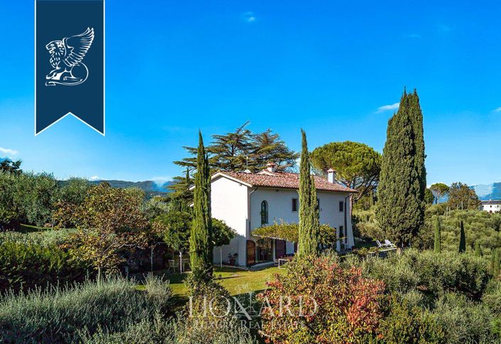 Image No.6-5 Bed Villa for sale