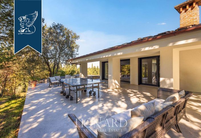 Image No.12-5 Bed Villa for sale