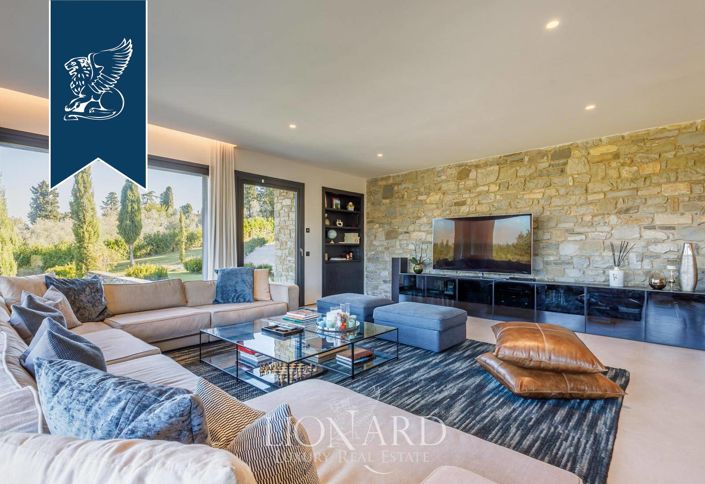 Image No.18-5 Bed Villa for sale