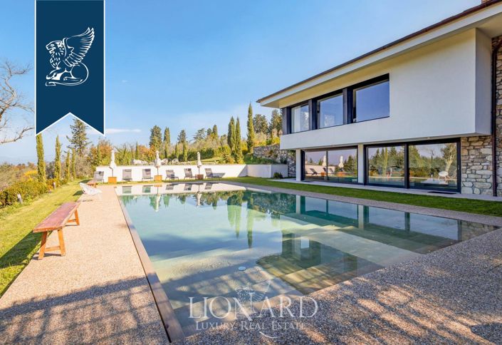 Image No.6-5 Bed Villa for sale