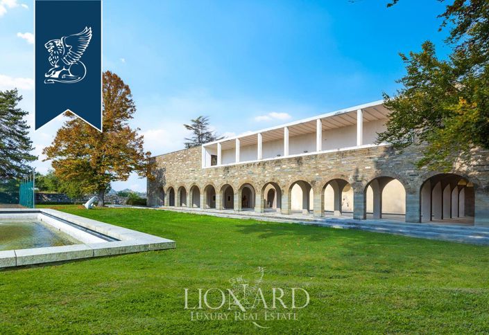 Image No.5-8 Bed Villa for sale