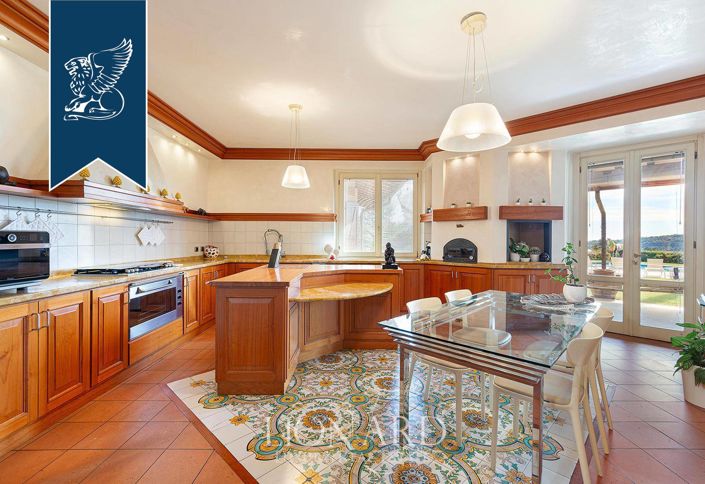 Image No.18-4 Bed Villa for sale