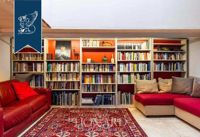 Image No.4-4 Bed Apartment for sale