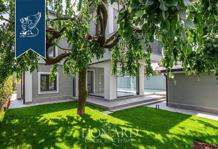 Image No.6-3 Bed Villa for sale