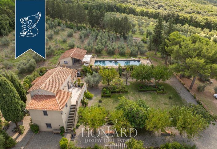 Image No.12-6 Bed Villa for sale