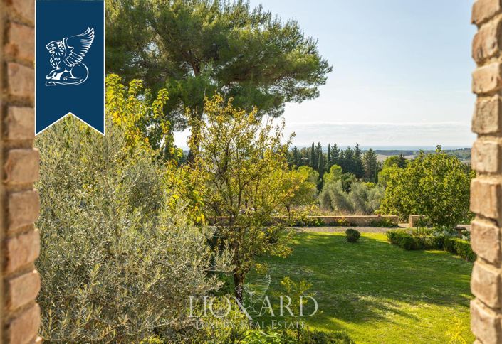 Image No.21-6 Bed Villa for sale