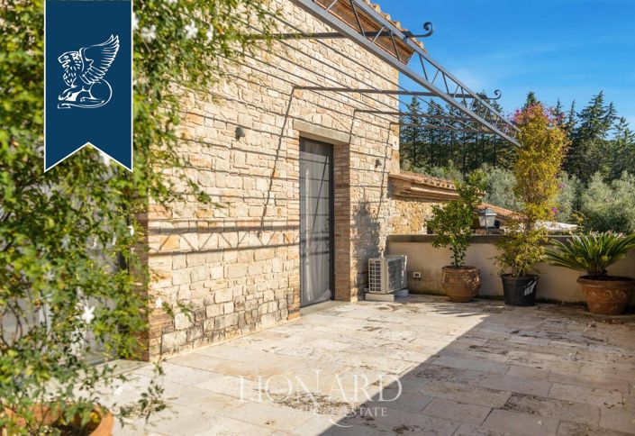 Image No.28-6 Bed Villa for sale