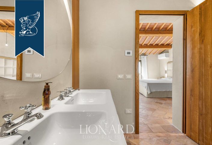 Image No.56-6 Bed Villa for sale