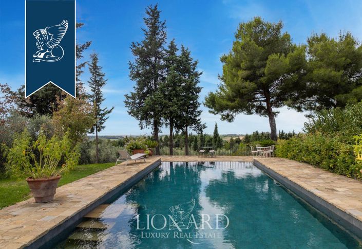 Image No.6-6 Bed Villa for sale