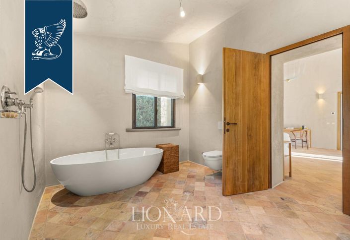 Image No.64-6 Bed Villa for sale