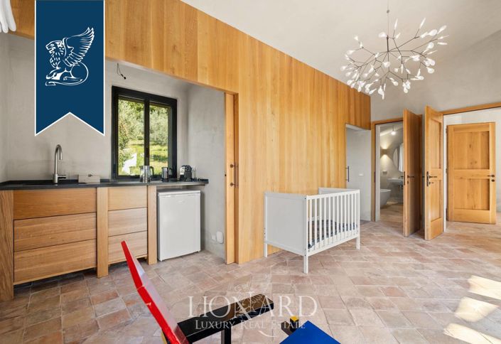 Image No.83-6 Bed Villa for sale