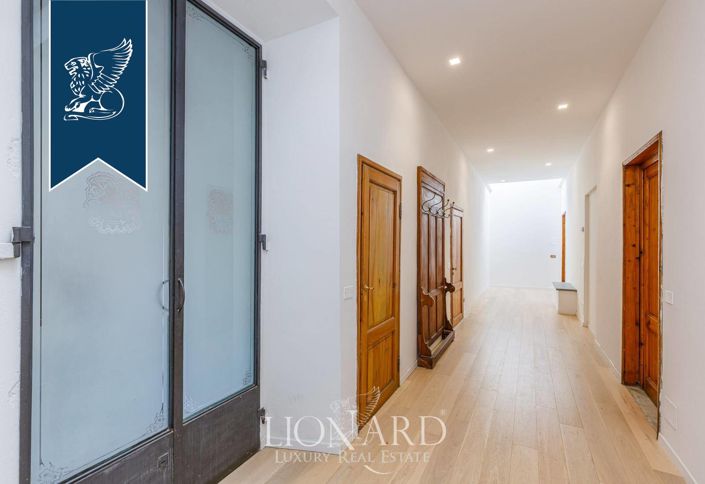 Image No.13-9 Bed Apartment for sale