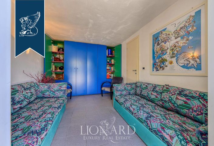 Image No.20-2 Bed Villa for sale