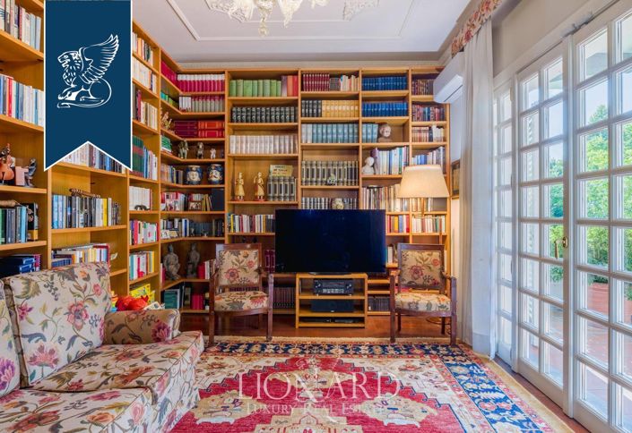 Image No.13-5 Bed Villa for sale