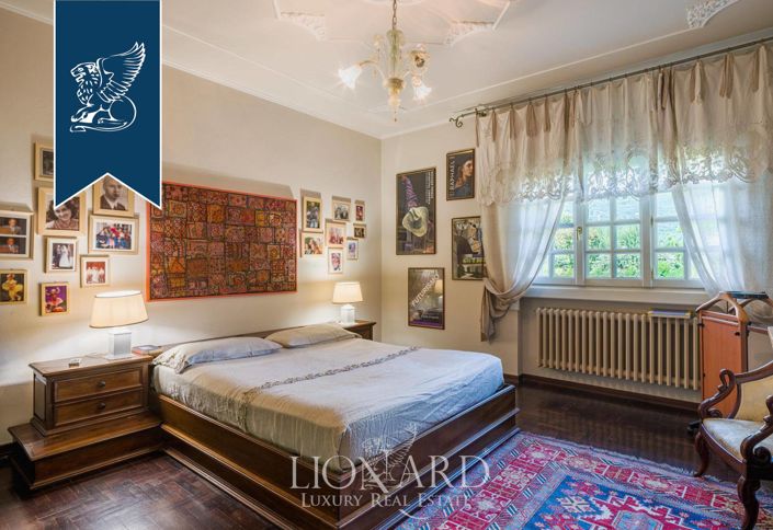 Image No.17-5 Bed Villa for sale