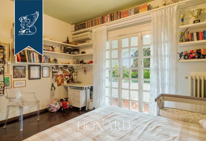 Image No.19-5 Bed Villa for sale