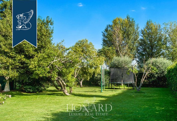 Image No.3-5 Bed Villa for sale