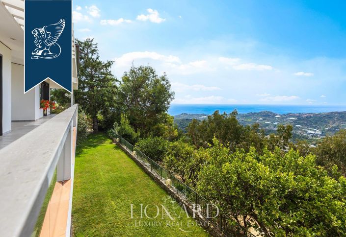 Image No.18-4 Bed Villa for sale