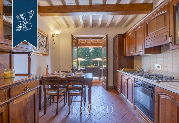 Image No.16-20 Bed Hotel for sale