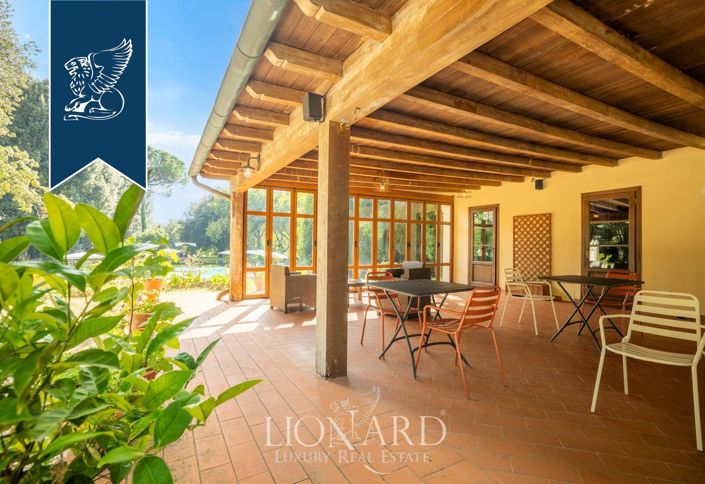 Image No.14-28 Bed Villa for sale