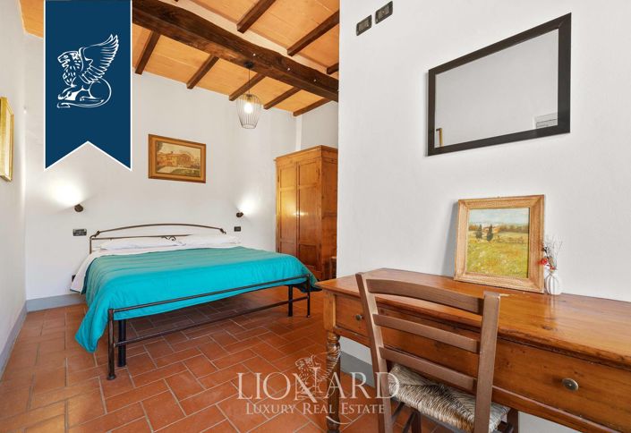 Image No.25-28 Bed Villa for sale