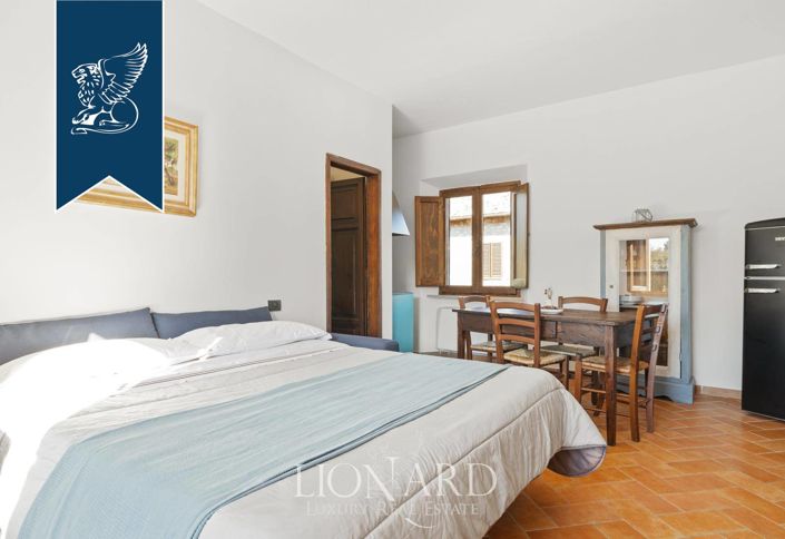 Image No.27-28 Bed Villa for sale