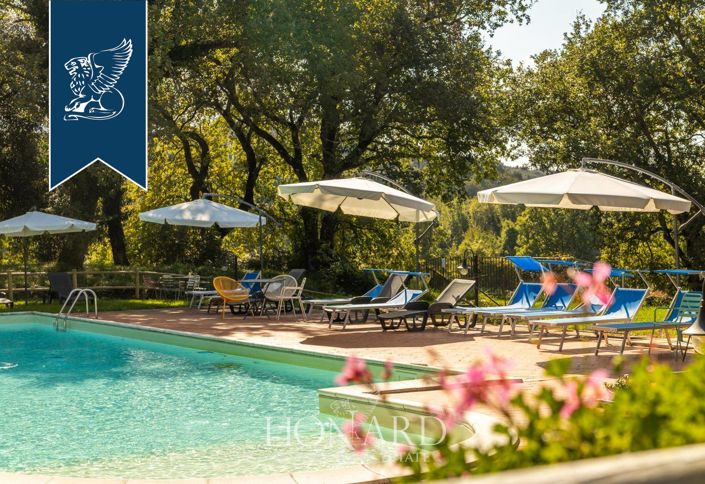 Image No.7-28 Bed Villa for sale