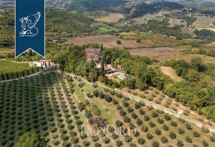 Image No.4-7 Bed Villa for sale