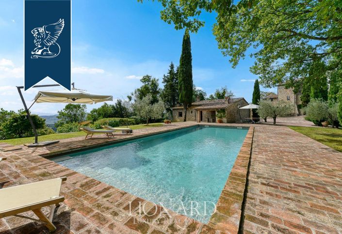 Image No.9-7 Bed Villa for sale