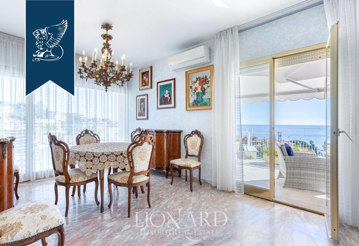 Image No.10-3 Bed Apartment for sale