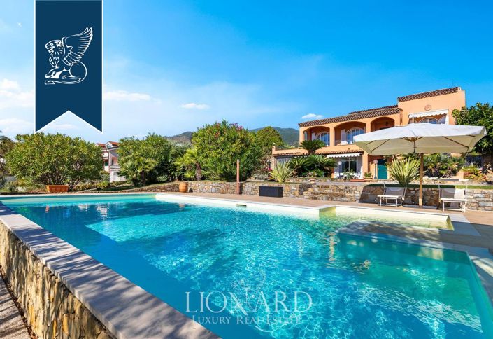 Image No.1-Villa de 5 chambres à vendre à San Remo