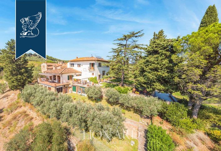 Image No.2-7 Bed Villa for sale