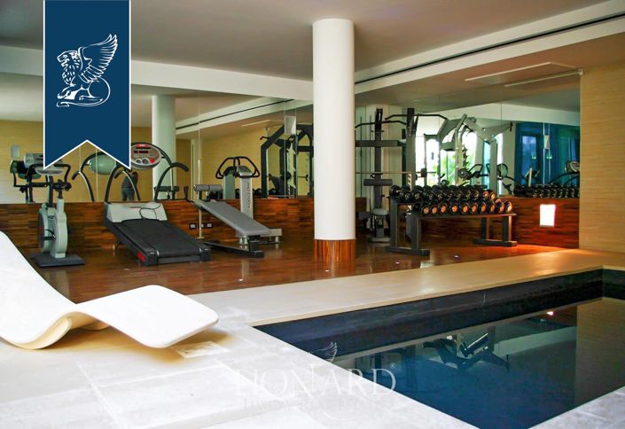 Image No.13-6 Bed Villa for sale