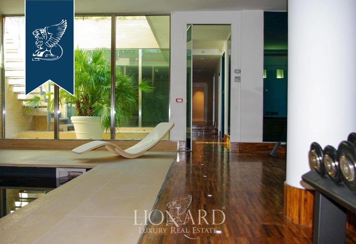 Image No.14-6 Bed Villa for sale