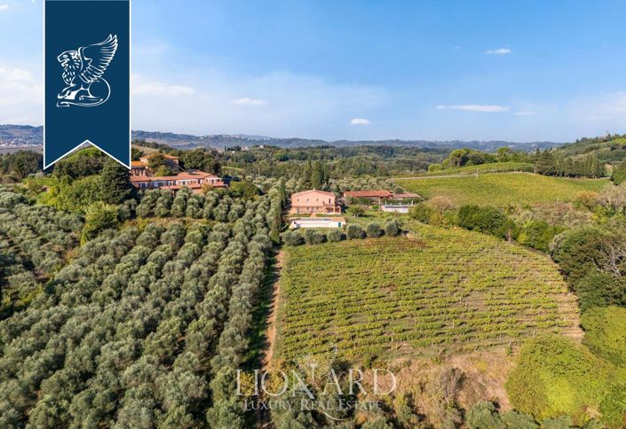 Image No.18-Ferme de 11 chambres à vendre à Terricciola