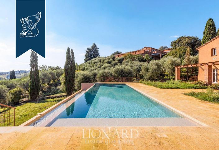 Image No.8-Ferme de 11 chambres à vendre à Terricciola