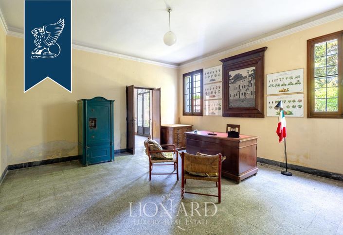 Image No.18-9 Bed Villa for sale