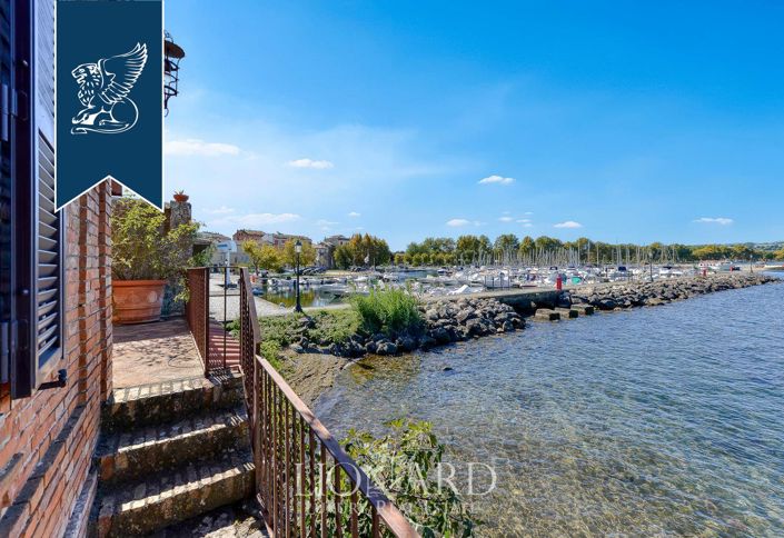 Image No.15-2 Bed Villa for sale