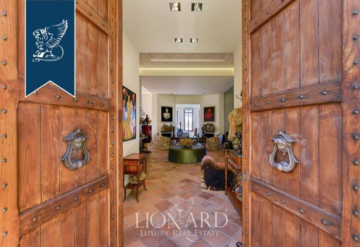 Image No.20-2 Bed Villa for sale