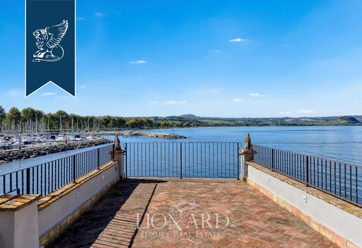 Image No.8-2 Bed Villa for sale