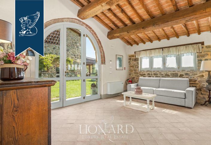 Image No.17-Maison de campagne de 9 chambres à vendre à Greve in Chianti