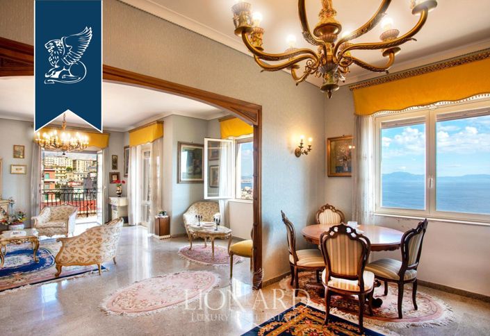 Image No.2-Appartement de 4 chambres à vendre à Naples