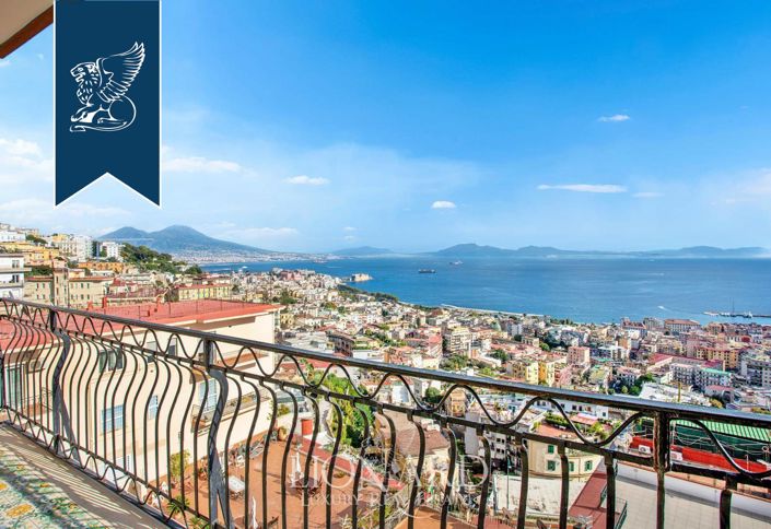 Image No.5-Appartement de 4 chambres à vendre à Naples