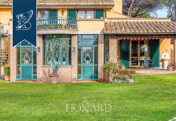 Image No.14-6 Bed Villa for sale