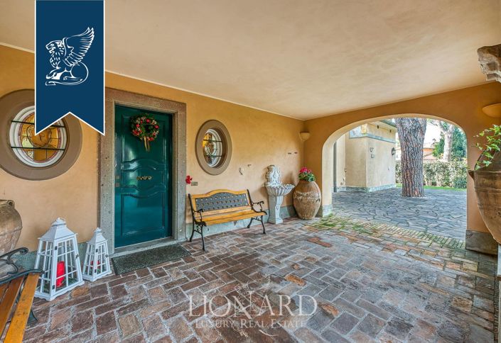 Image No.22-6 Bed Villa for sale