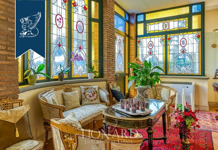 Image No.25-6 Bed Villa for sale