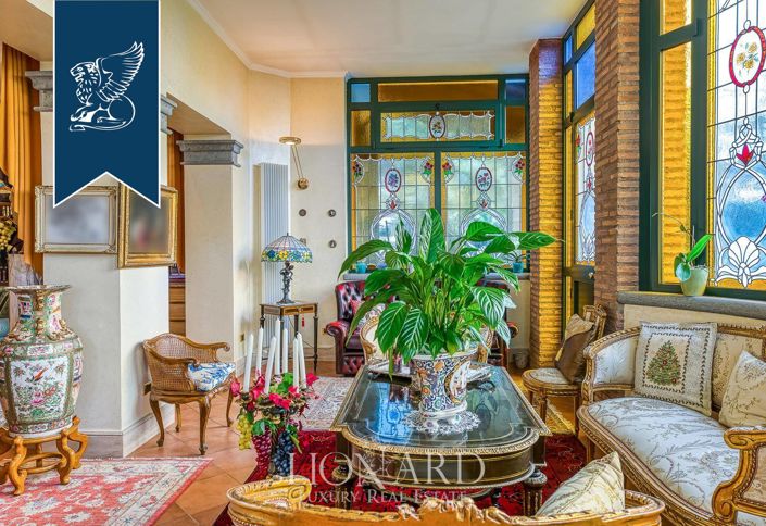 Image No.26-6 Bed Villa for sale