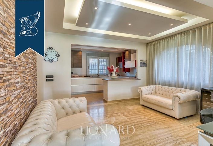 Image No.62-6 Bed Villa for sale