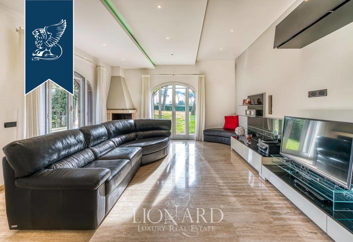 Image No.65-6 Bed Villa for sale