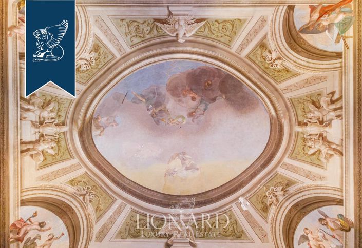 Image No.9-5 Bed Apartment for sale